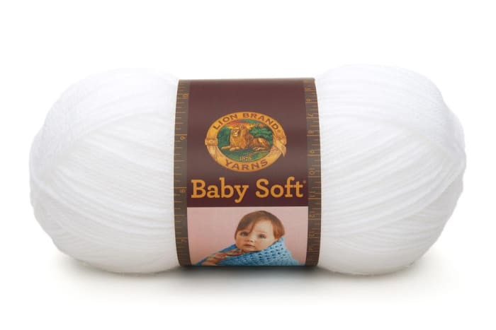 Lion Brand Baby Soft garn i vitt