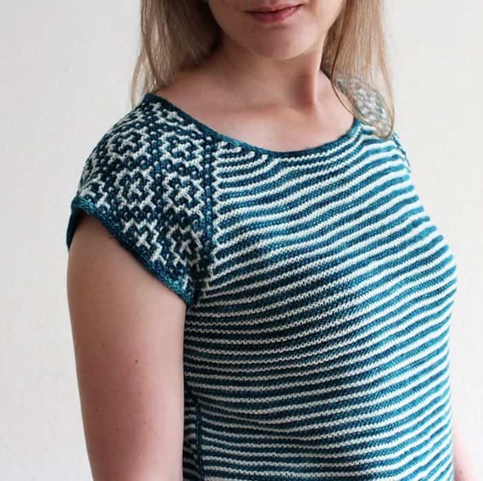 Afternoon in Lisbon knitted tee with mosaic motifs and colorwork stripes in white and green